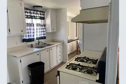 37 Elm Via, Anaheim, CA 92801 - Photo 7