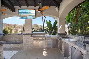 36 Via Divertirse, San Clemente, CA 92673 - Photo 7