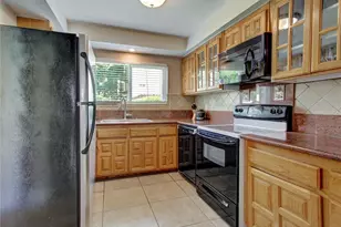 1881 Mitchell Ave, Tustin, CA 92780 - Photo 5