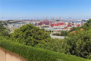 952 N Gaffey Pl, San Pedro, CA 90731 - Photo 5