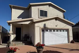 952 N Gaffey Pl, San Pedro, CA 90731 - Photo 1