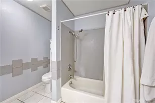 15000 Downey Ave, Paramount, CA 90723 - Photo 29