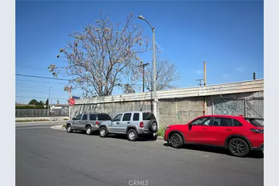 1727 E 42nd Street, Los Angeles, CA 90058 - Photo 9