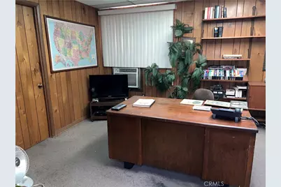 1727 E 42nd Street, Los Angeles, CA 90058 - Photo 15