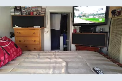 241 L Street, Bakersfield, CA 93304 - Photo 5