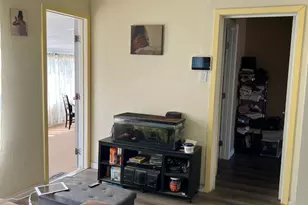 1017 S Chester Ave, Compton, CA 90221 - Photo 15