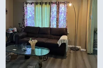 1017 S Chester Avenue, Compton, CA 90221 - Photo 7