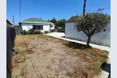 3276 Cedar Avenue, Lynwood, CA 90262 - Photo 15