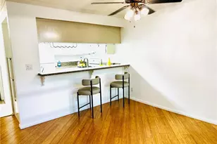 1237 E 6th St, Long Beach, CA 90802 - Photo 5