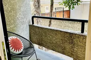 1237 E 6th St, Long Beach, CA 90802 - Photo 13