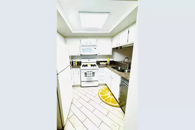 1237 E 6th Street #106, Long Beach, CA 90802 - Photo 3