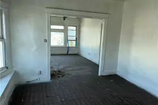 146 E 45th St, Los Angeles, CA 90011 - Photo 13
