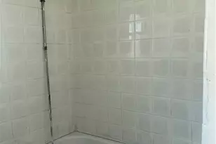 146 E 45th St, Los Angeles, CA 90011 - Photo 33