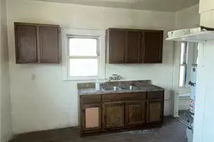 146 E 45th St, Los Angeles, CA 90011 - Photo 11