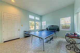 30160 Holmby Ct, Castaic, CA 91384 - Photo 3