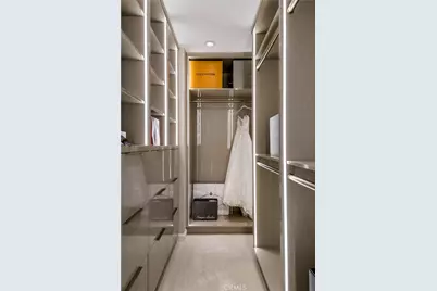 900 W Olympic Boulevard #38D, Los Angeles, CA 90015 - Photo 15