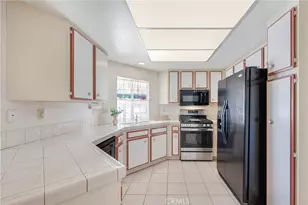 28285 Callelustrosos, Menifee, CA 92585 - Photo 15