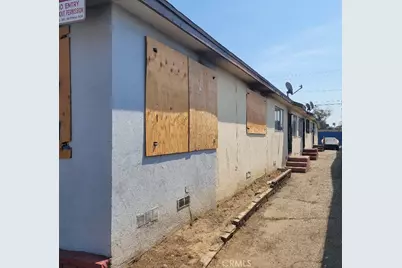 9618 S Figueroa Street, Los Angeles, CA 90003 - Photo 3