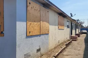 9618 S Figueroa St, Los Angeles, CA 90003 - Photo 3