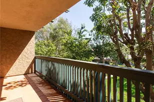 576 N Bellflower Blvd, Long Beach, CA 90814 - Photo 3