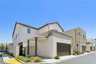 27730 Knoll View Pl, Valencia, CA 91381 - Photo 3