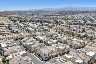 27730 Knoll View Pl, Valencia, CA 91381 - Photo 43