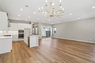 27730 Knoll View Pl, Valencia, CA 91381 - Photo 11