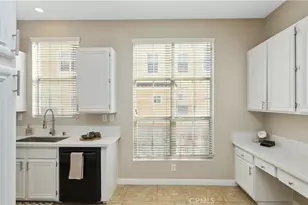 1062 S Romano Ct, Anaheim Hills, CA 92808 - Photo 11