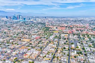 1349 W 35th Pl, Los Angeles, CA 90007 - Photo 31