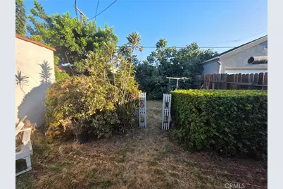 142 W 110th Street, Los Angeles, CA 90061 - Photo 3