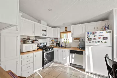 2191 Harbor Boulevard #7, Costa Mesa, CA 92627 - Photo 5