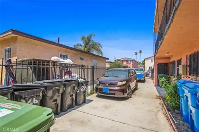 226 W 89th Street, Los Angeles, CA 90003 - Photo 5