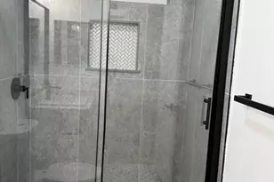 215 S Sullivan Ln, Santa Ana, CA 92704 - Photo 17