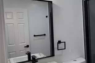 215 S Sullivan Ln, Santa Ana, CA 92704 - Photo 15