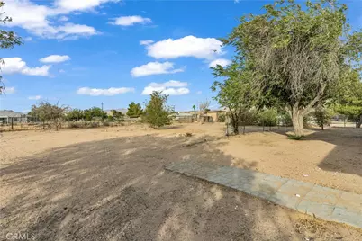 19158 Live Oak Street, Hesperia, CA 92345 - Photo 25