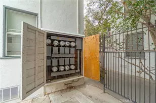 1924 Cedar Ave, Long Beach, CA 90806 - Photo 17