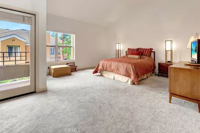 70 Lehigh Aisle, Irvine, CA 92612 - Photo 9