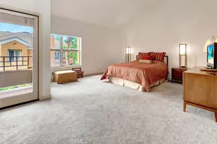 70 Lehigh Aisle, Irvine, CA 92612 - Photo 9