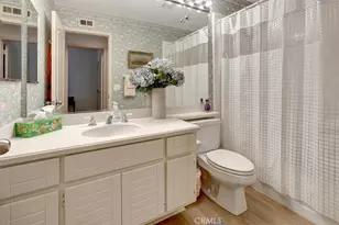 70 Lehigh Aisle, Irvine, CA 92612 - Photo 17