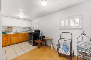 937 S La Verne Ave, East Los Angeles, CA 90022 - Photo 25