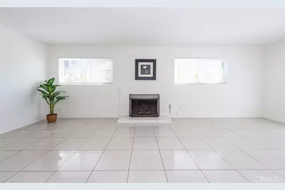 16052 Waikiki Lane, Huntington Beach, CA 92649 - Photo 5