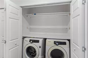 2860 Chestnut Ave, Long Beach, CA 90806 - Photo 21