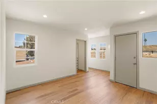 1241 W 22nd St, Los Angeles, CA 90007 - Photo 9