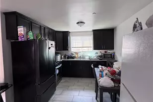 827 E 109th Pl, Los Angeles, CA 90059 - Photo 7