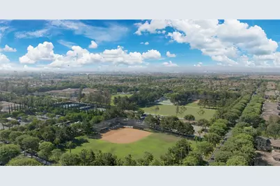 42 Vintage, Irvine, CA 92620 - Photo 21