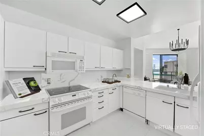 1310 E. Ocean Blvd. #305, Long Beach, CA 90802 - Photo 15