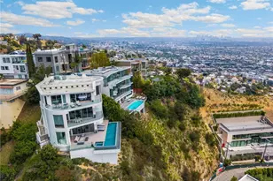 1609 Viewmont Dr, Los Angeles, CA 90069 - Photo 1