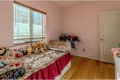 8632 S Fir Avenue, Los Angeles, CA 90002 - Photo 11