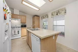 129 S Colombo Ln, Tustin, CA 92780 - Photo 9