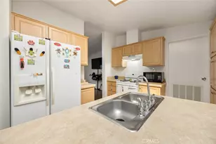 129 S Colombo Ln, Tustin, CA 92780 - Photo 11